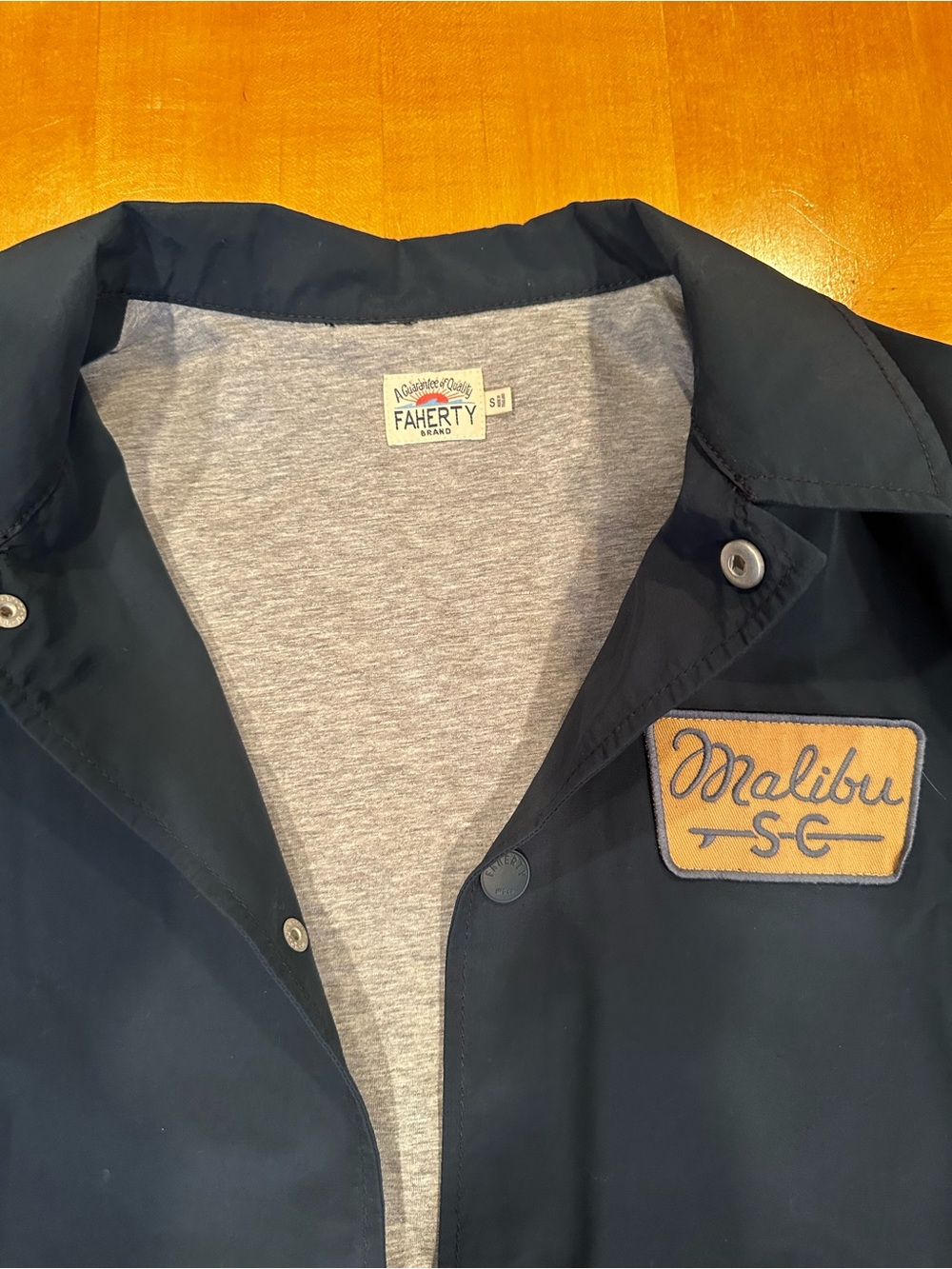 Faherty Lined Windbreaker. Men’s Small, perfect for women. - Picture 2 of 4